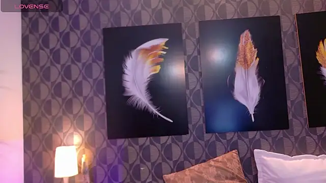 SharomRoss online show from 03/20/25, 08:29