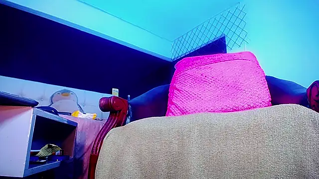 bellatrixx 69 online show from 12/19/25, 11:28