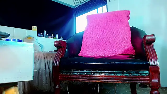 bellatrixx 69 online show from 01/07/26, 11:45