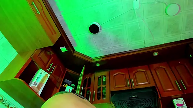 LaureenHills online show from 01/21/25, 09:13