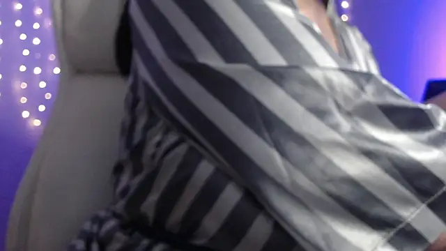 missdaniels online show from 01/31/25, 12:17