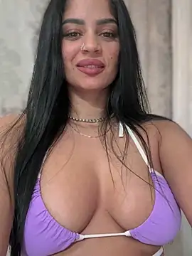  adelle online show from 02/09/25, 10:53