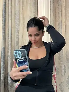  adelle online show from 02/19/26, 11:50