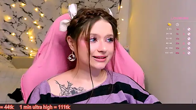 Snapshot of me__hanna chatting on 02/09/25, 09:28 me  hanna online show from 02/09/25, 09:28