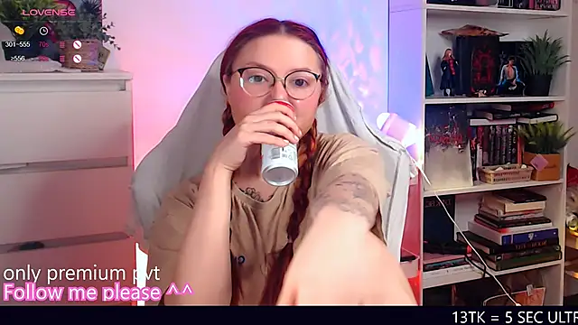 me  hanna online show from 11/15/25, 10:15