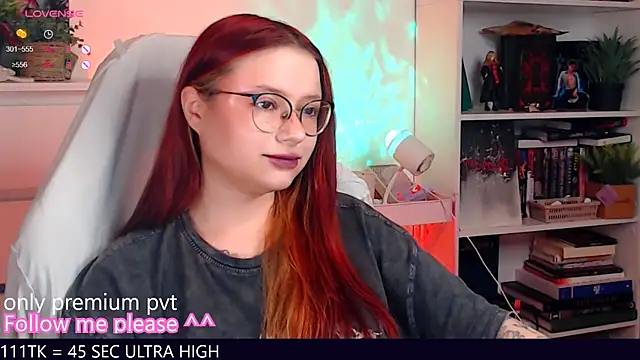 me  hanna online show from 11/18/25, 10:25