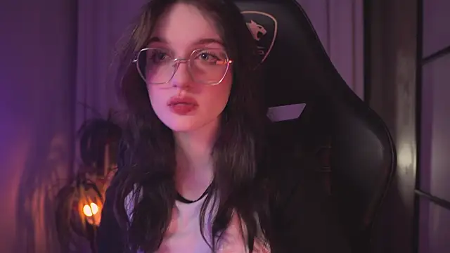 ELLIEJAY online show from 02/05/25, 08:14