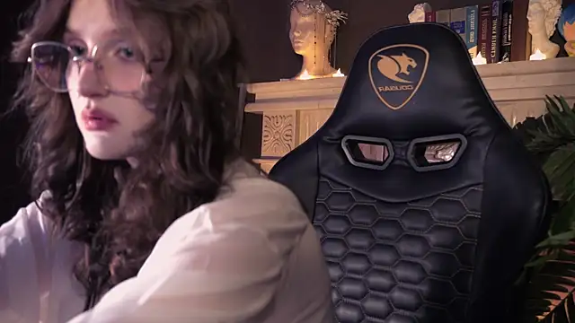 ELLIEJAY online show from 02/09/25, 08:34