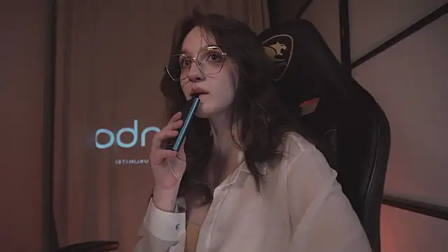 ELLIEJAY online show from 02/15/25, 08:22