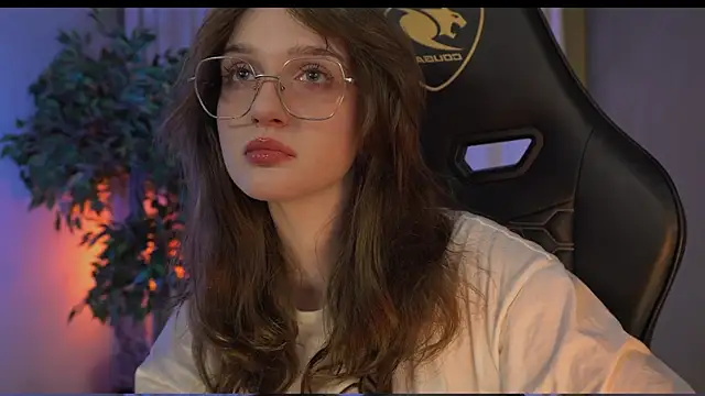 ELLIEJAY online show from 03/09/25, 08:21