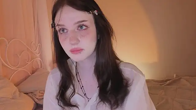 ELLIEJAY online show from 10/19/25, 05:30