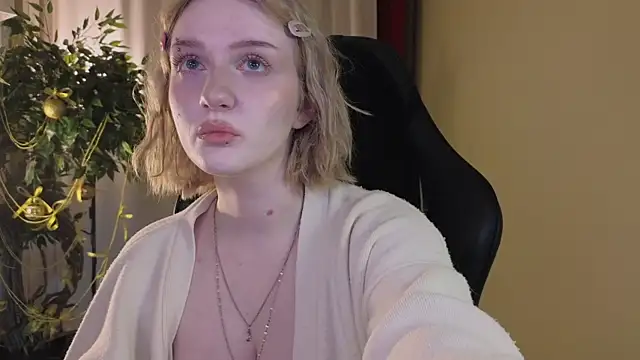 ELLIEJAY online show from 01/09/26, 05:10