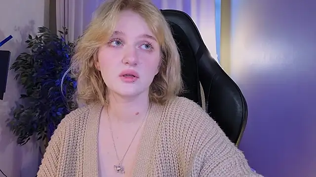 ELLIEJAY online show from 03/07/26, 05:15