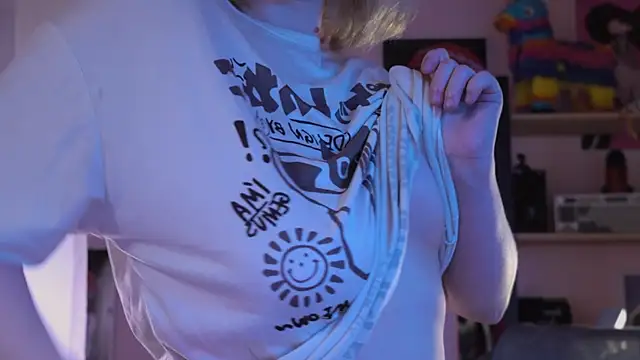 ELLIEJAY online show from 03/18/26, 05:21