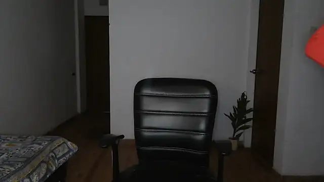 Suzie darling online show from 01/08/26, 02:14