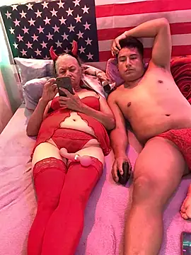 Grandma Mature23 online show from 03/07/25, 01:31