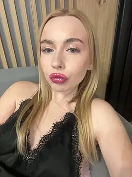 Nicole blonde0 online show from 02/09/25, 07:41