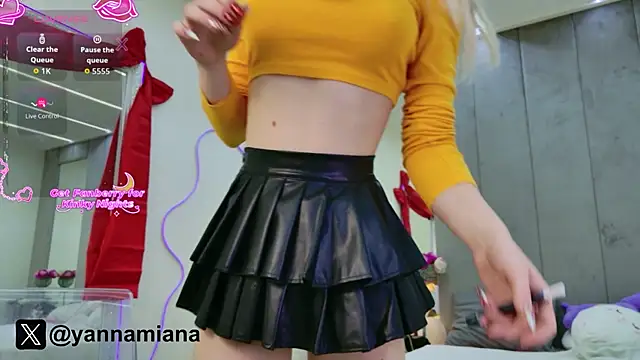 Yanna miana online show from 12/23/25, 07:39