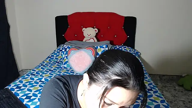 Snapshot of Crystal_milkmature chatting on 02/03/25, 01:09 Crystal milkmature online show from 02/03/25, 01:09