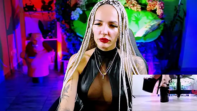 MonicaMaxwel online show from 10/07/25, 11:07