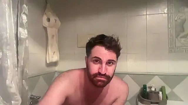 Snapshot of sensuale88modello chatting on 02/19/26, 08:38 sensuale88modello online show from 02/19/26, 08:38