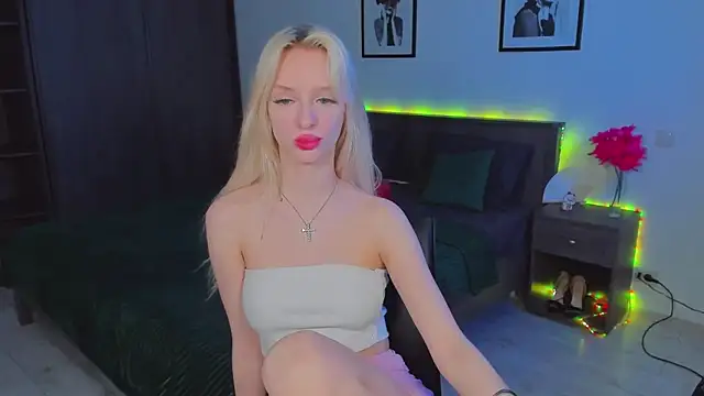 AleksaBlonde online show from 02/16/25, 04:10