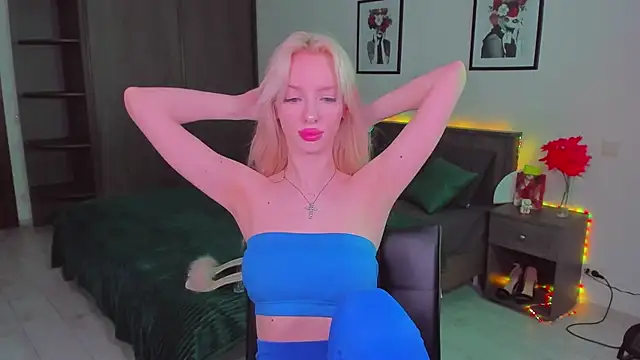 AleksaBlonde online show from 03/03/25, 02:37