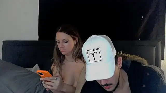 molly witha chance online show from 01/05/25, 01:04