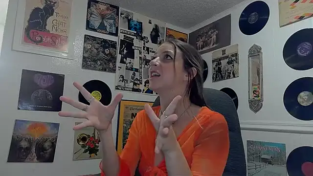 molly witha chance online show from 01/23/25, 05:02