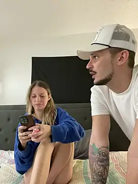 molly witha chance online show from 02/11/25, 02:46