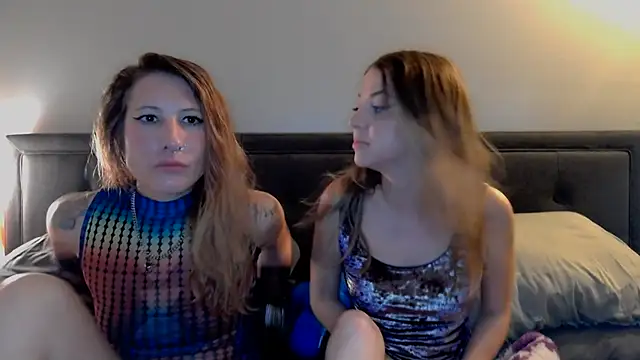 molly witha chance online show from 02/25/25, 04:35