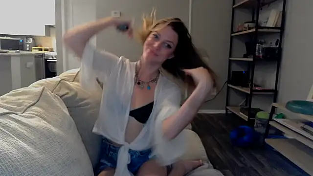 molly witha chance online show from 03/08/25, 01:06