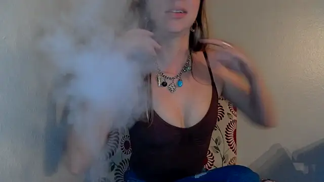 molly witha chance online show from 03/16/25, 08:10