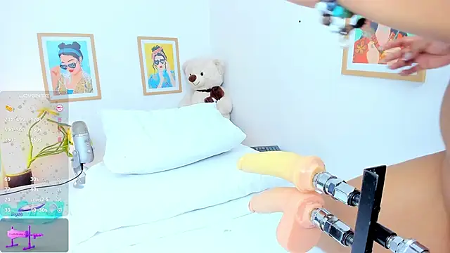 Snapshot of jasminnee_ chatting on 02/03/26, 01:27 jasminnee online show from 02/03/26, 01:27