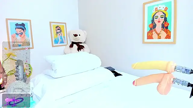 Snapshot of jasminnee_ chatting on 02/10/26, 01:59 jasminnee online show from 02/10/26, 01:59