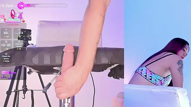 Snapshot of Angelst__ chatting on 03/14/25, 08:21 Angelst online show from 03/14/25, 08:21