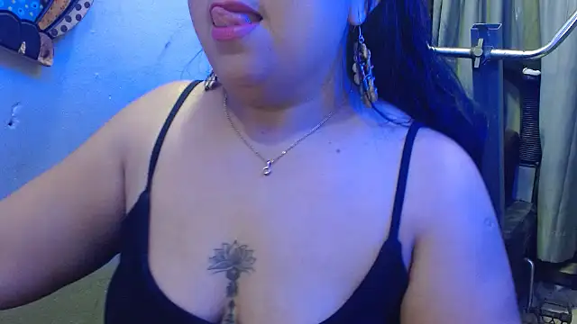 CanelaCollins online show from 04/19/26, 02:22