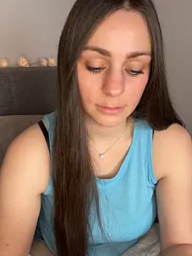 Loella-Rose online show from 02/09/25, 11:25