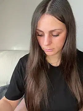 Loella-Rose online show from 01/15/26, 08:41