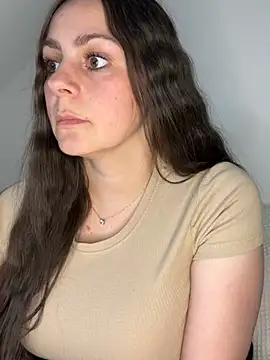 Snapshot of Loella-Rose chatting on 05/02/26, 06:13 Loella-Rose online show from 05/02/26, 06:13