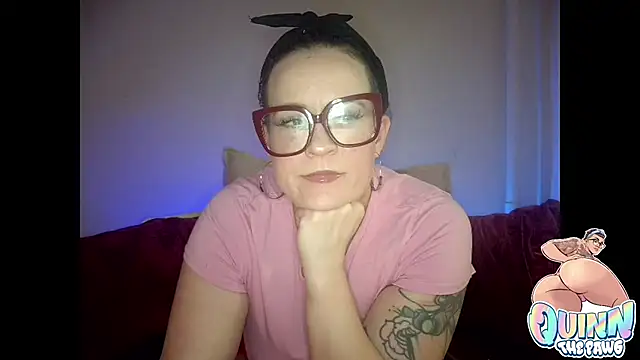 quinnmariexo online show from 11/19/25, 09:59