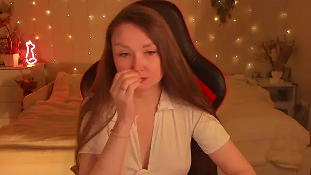 desperatehousewife   online show from 02/01/26, 06:39