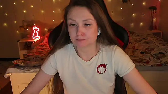 desperatehousewife   online show from 04/06/26, 07:04