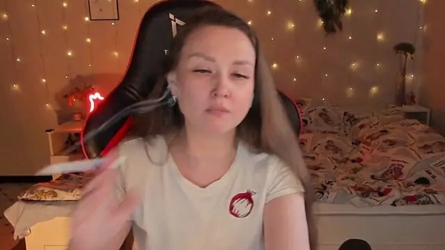 desperatehousewife   online show from 04/18/26, 04:05