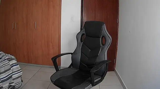 Snapshot of modexusparty1 chatting on 01/06/25, 08:07 modexusparty1 online show from 01/06/25, 08:07