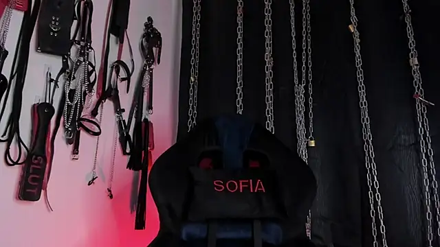 charrlotte quinn online show from 04/01/26, 01:52