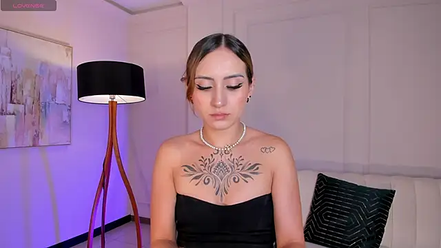 MollySundersX online show from 03/08/25, 08:57