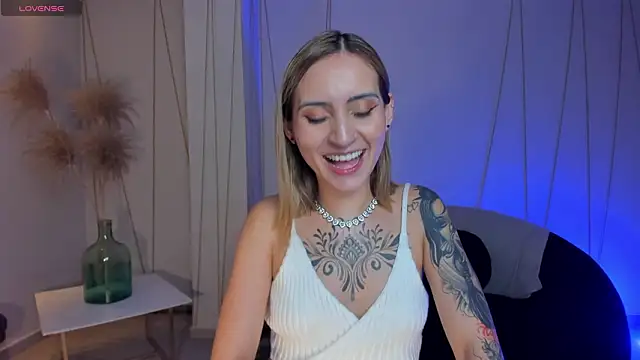 MollySundersX online show from 02/26/26, 09:03