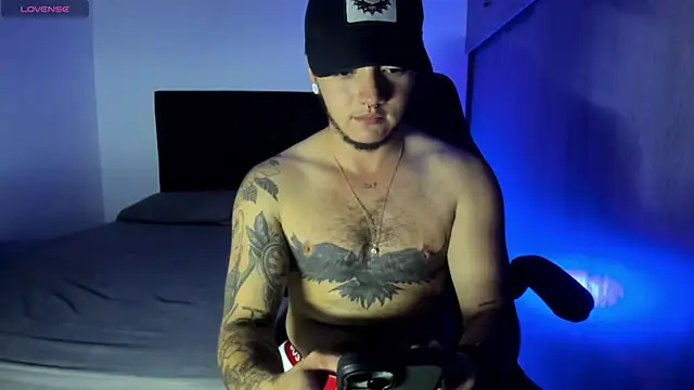 male pussy online show from 04/16/26, 04:24