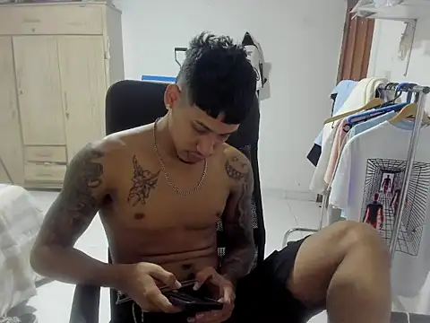 slim master12 online show from 12/15/25, 11:09